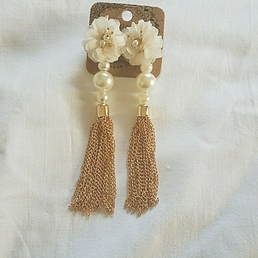 Gold earrings
